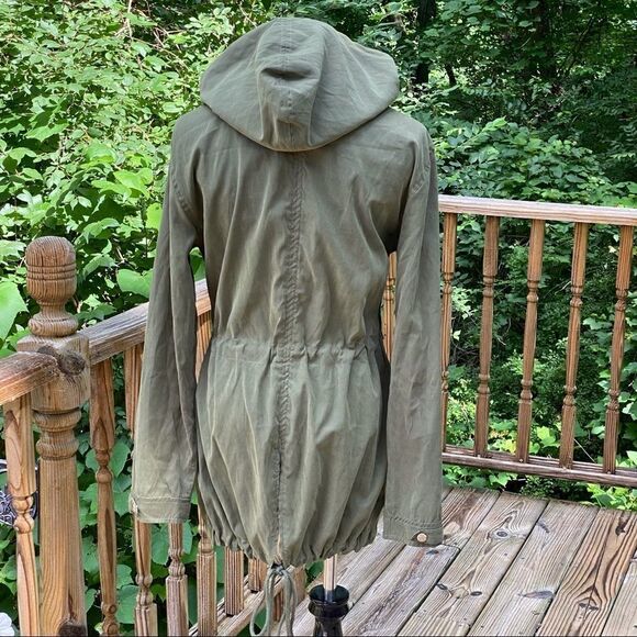 Iris Green Hooded Jacket - Picture 4 of 12